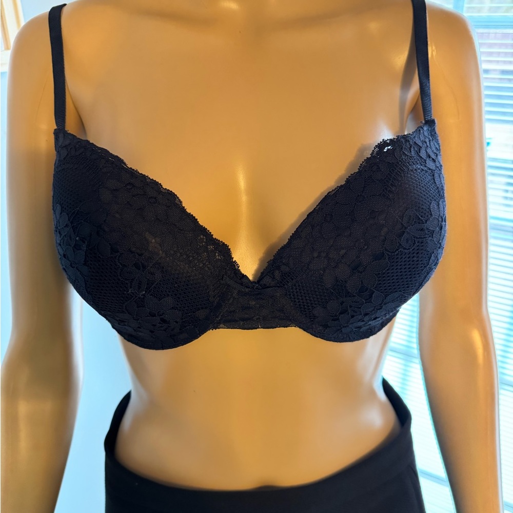 Laura Ashley Bra SZ 36C